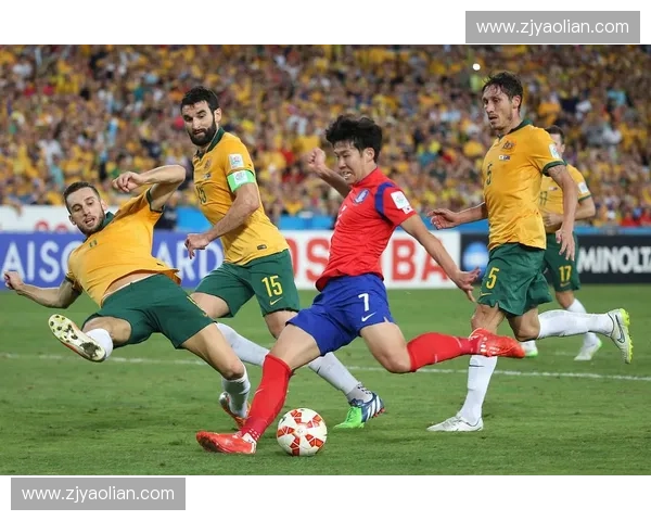 精彩对决全程解说 足球比赛中的战术博弈与精彩瞬间分析